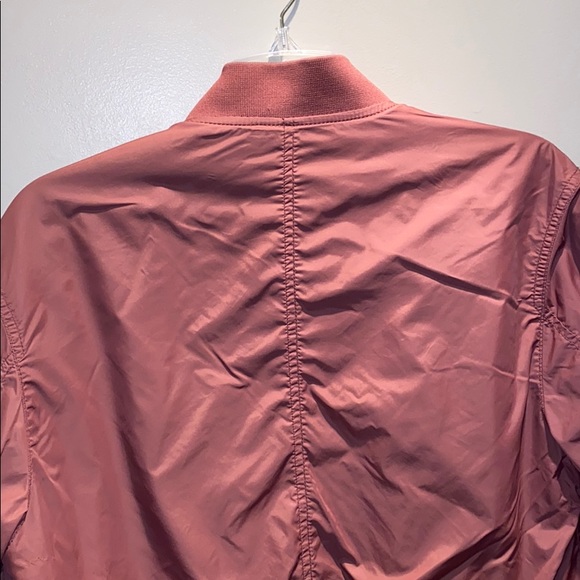 Accessory jacket - Picture 3 of 3